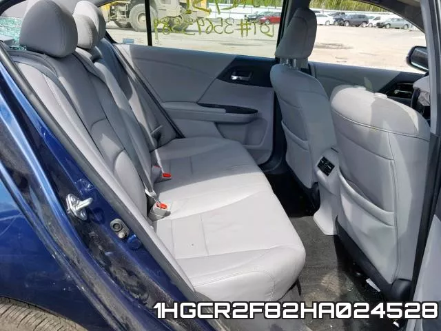 1HGCR2F82HA024528_6.webp