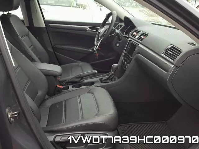 1VWDT7A39HC000970_5.webp