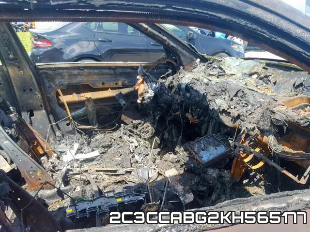 2C3CCABG2KH565177_5.webp