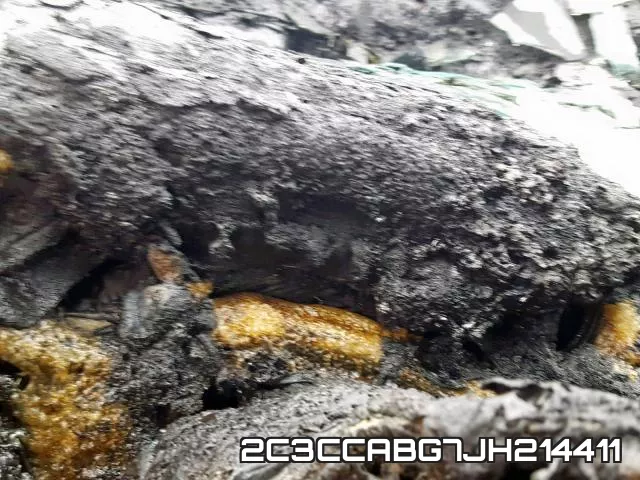 2C3CCABG7JH214411_8.webp