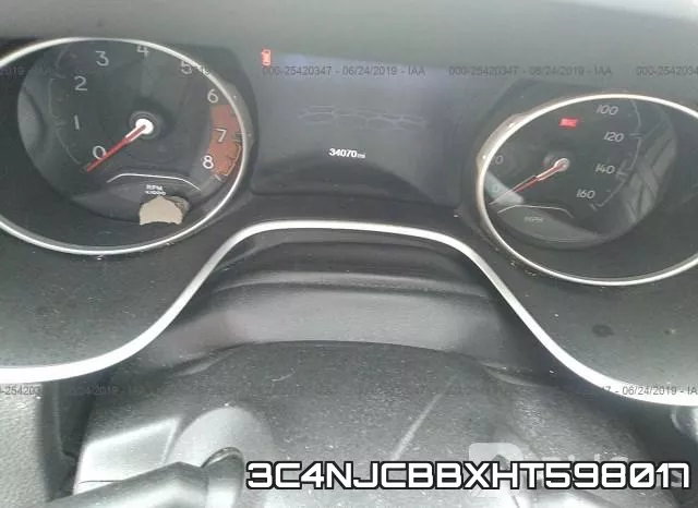 3C4NJCBBXHT598017_7.webp