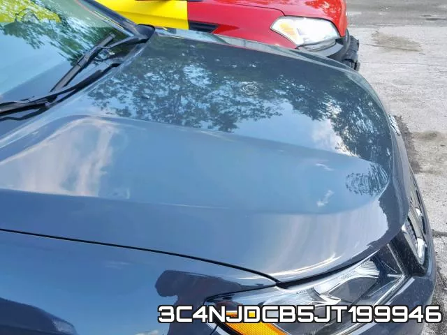 3C4NJDCB5JT199946_9.webp