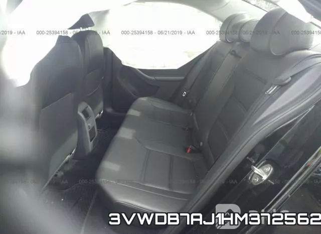 3VWDB7AJ1HM372562_8.webp