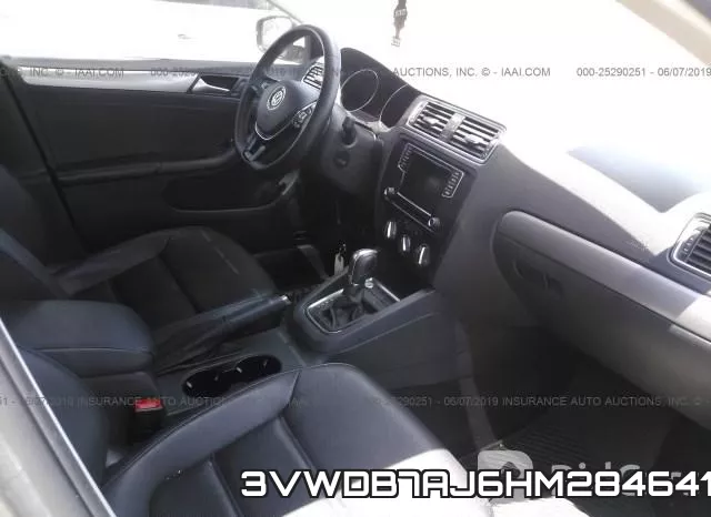 3VWDB7AJ6HM284641_5.webp