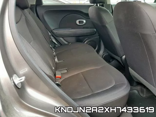 KNDJN2A2XH7433619_6.webp