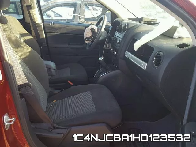 1C4NJCBA1HD123532_5.webp