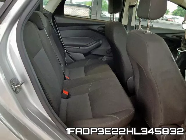 1FADP3E22HL345832_6.webp