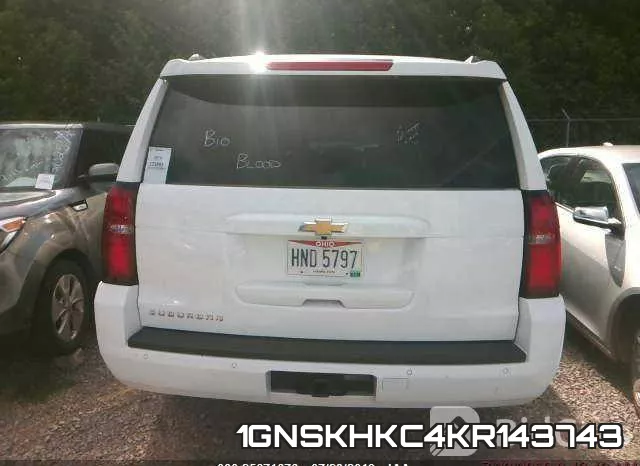 1GNSKHKC4KR143743_7.webp