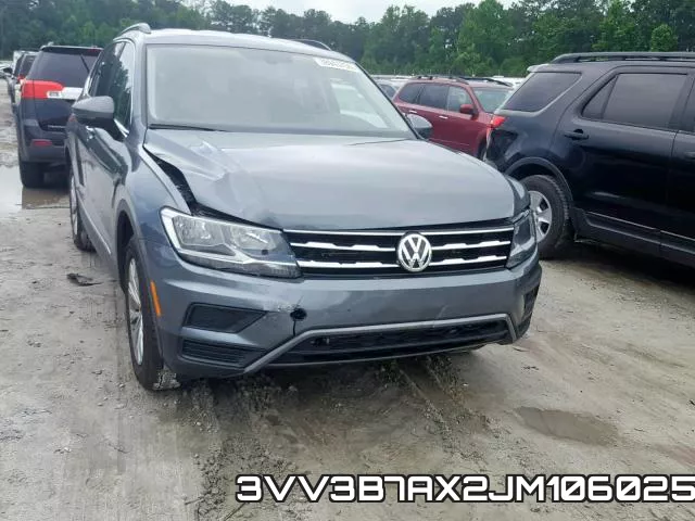 3VV3B7AX2JM106025_9.webp