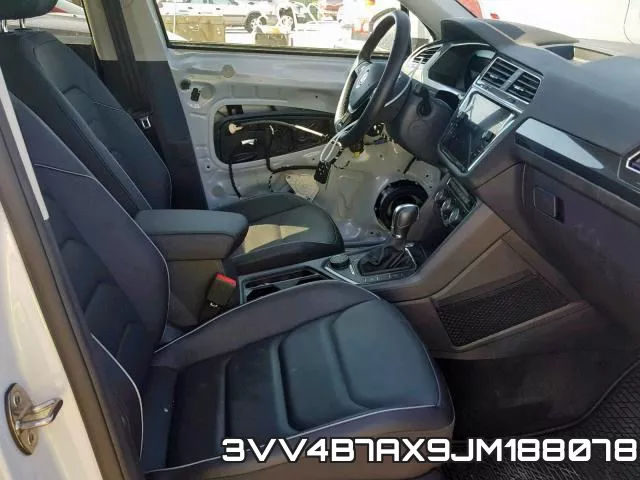 3VV4B7AX9JM188078_5.webp