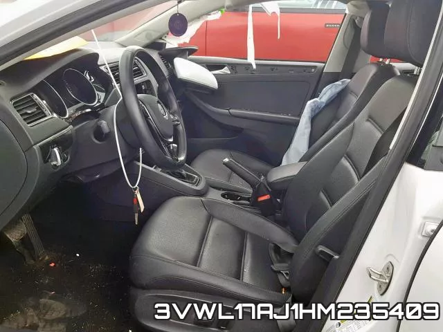 3VWL17AJ1HM235409_5.webp