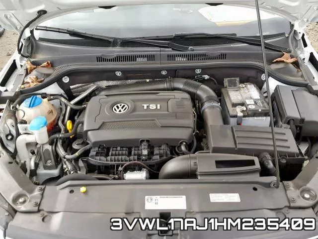 3VWL17AJ1HM235409_7.webp