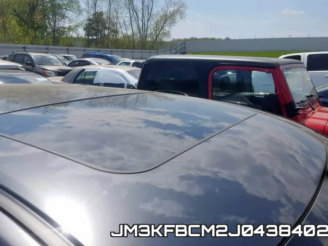 JM3KFBCM2J0438402_9.webp