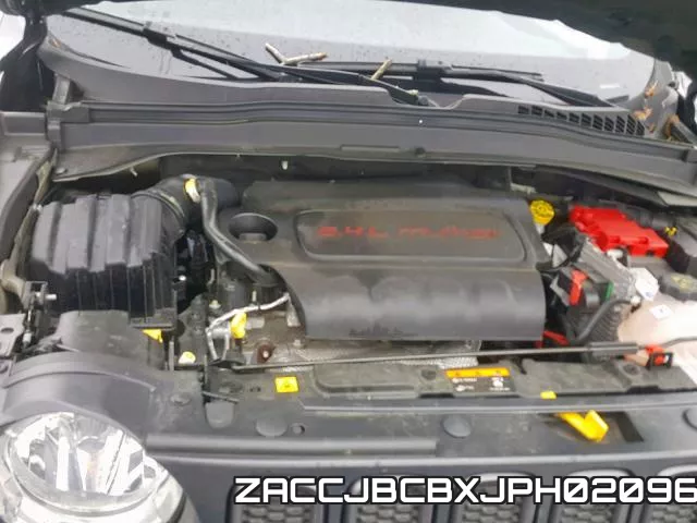 ZACCJBCBXJPH02096_7.webp