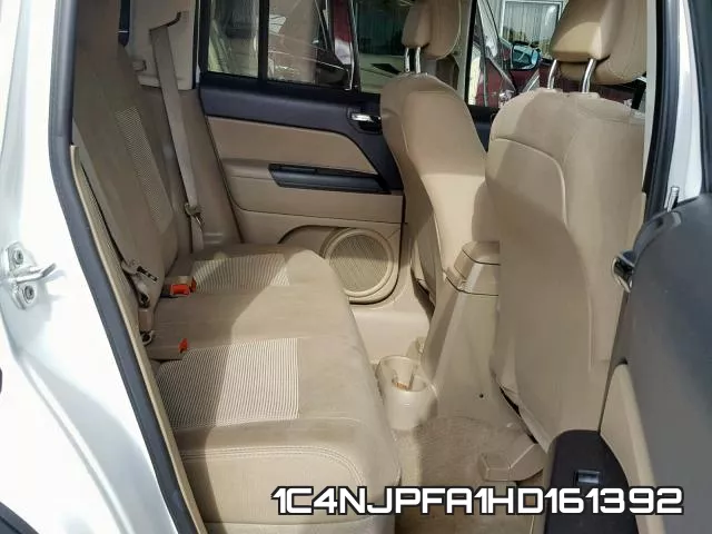 1C4NJPFA1HD161392_6.webp