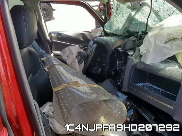1C4NJPFA9HD207292_5.webp
