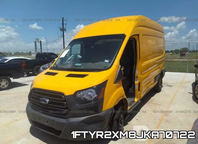 1FTYR2XM8JKA70722_2.webp