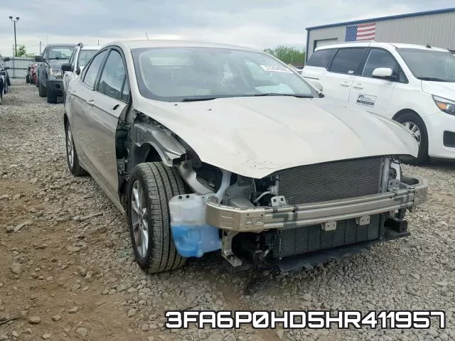3FA6P0HD5HR411957_1.webp