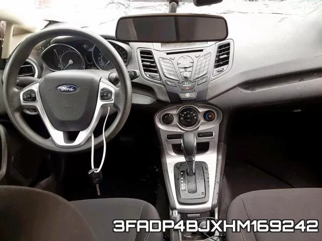 3FADP4BJXHM169242_9.webp