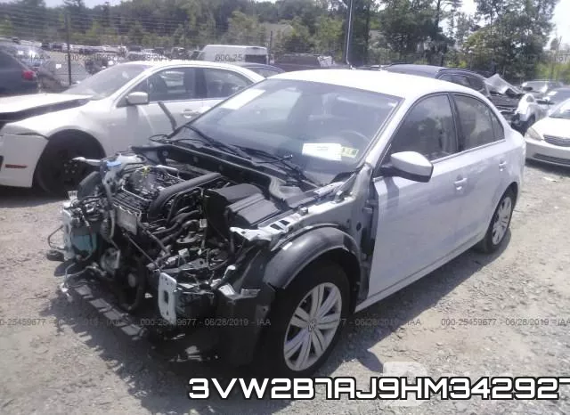 3VW2B7AJ9HM342927_2.webp