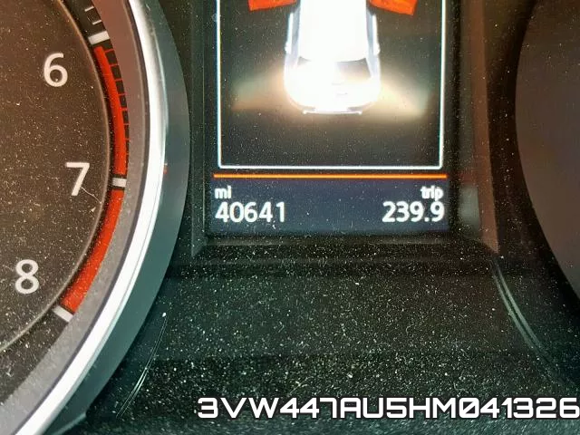 3VW447AU5HM041326_8.webp