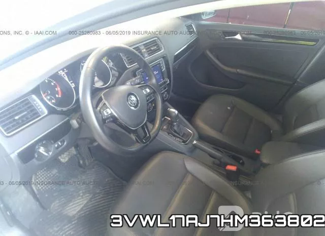 3VWL17AJ7HM363802_5.webp