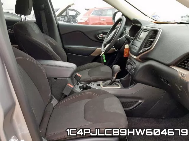 1C4PJLCB9HW604679