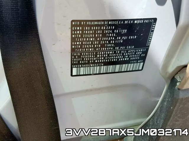 3VV2B7AX5JM032174_10.webp