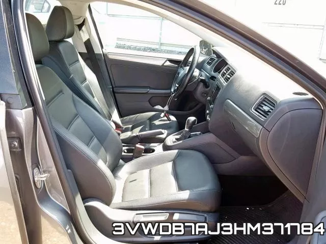 3VWDB7AJ3HM371784_5.webp