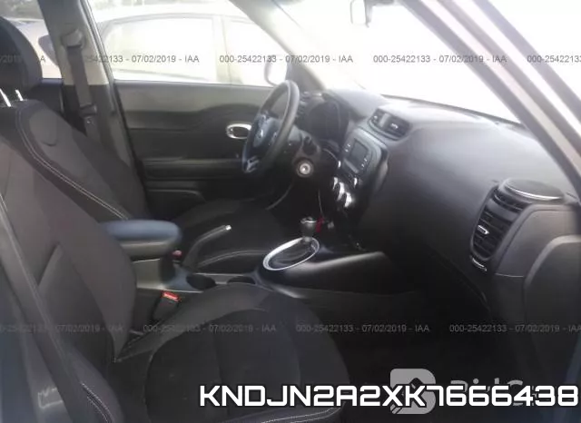 KNDJN2A2XK7666438_5.webp