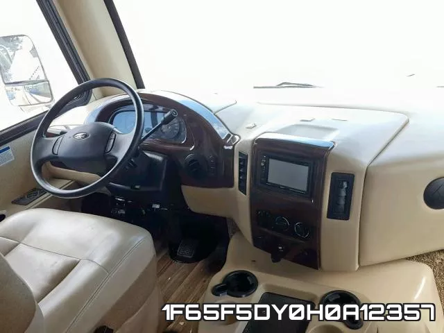1F65F5DY0H0A12357_9.webp