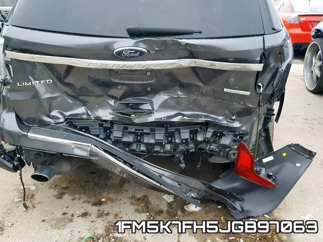 1FM5K7FH5JGB97063_9.webp