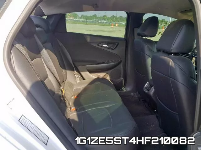 1G1ZE5ST4HF210082
