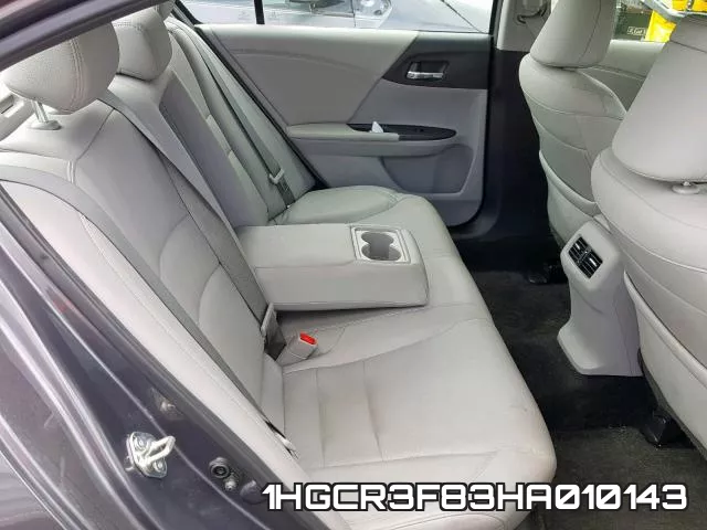 1HGCR3F83HA010143_6.webp