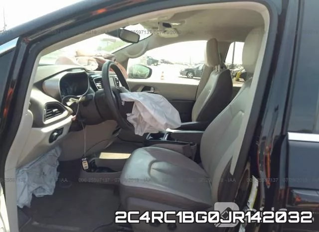 2C4RC1BG0JR142032_5.webp