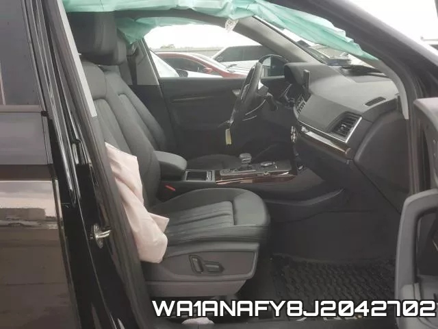 WA1ANAFY8J2042702_5.webp