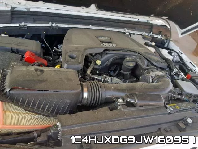 1C4HJXDG9JW160957_7.webp