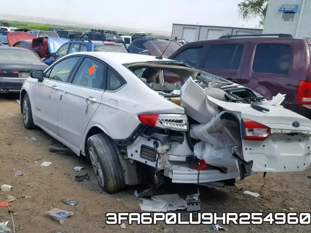 3FA6P0LU9HR254960_3.webp
