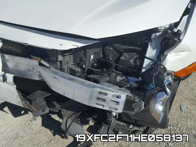 19XFC2F71HE058137_9.webp
