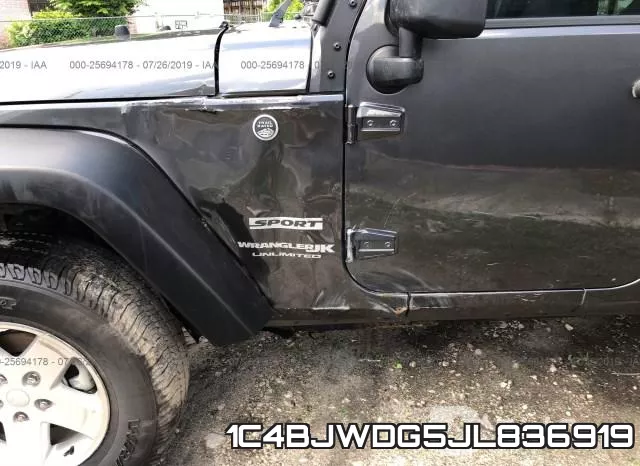1C4BJWDG5JL836919_6.webp