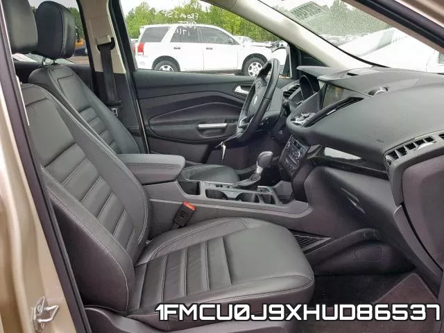 1FMCU0J9XHUD86537_5.webp