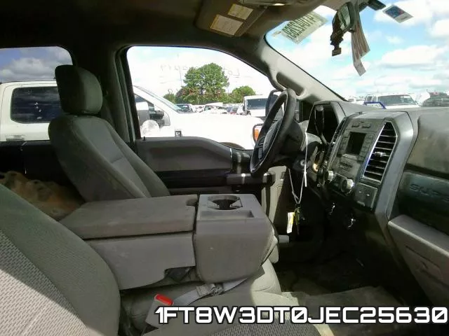 1FT8W3DT0JEC25630_5.webp