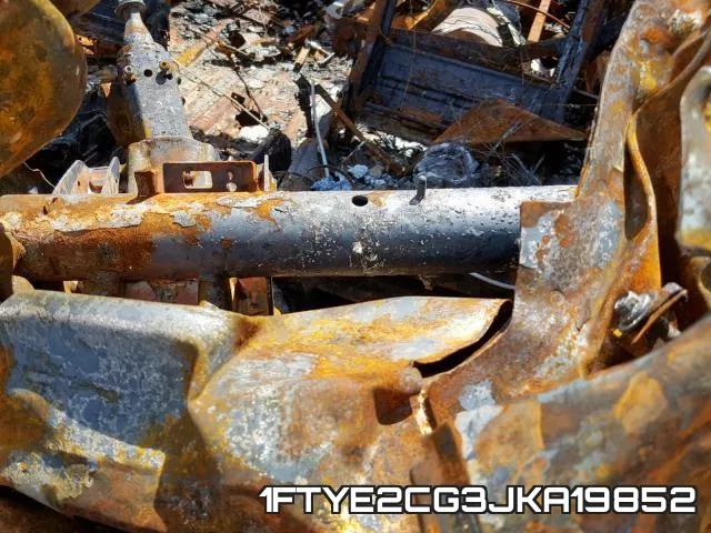 1FTYE2CG3JKA19852_10.webp