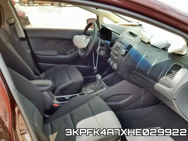 3KPFK4A7XHE029922_5.webp