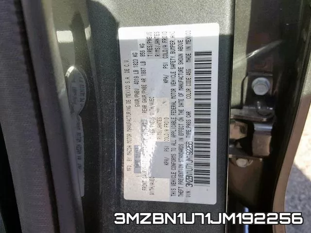3MZBN1U71JM192256_10.webp