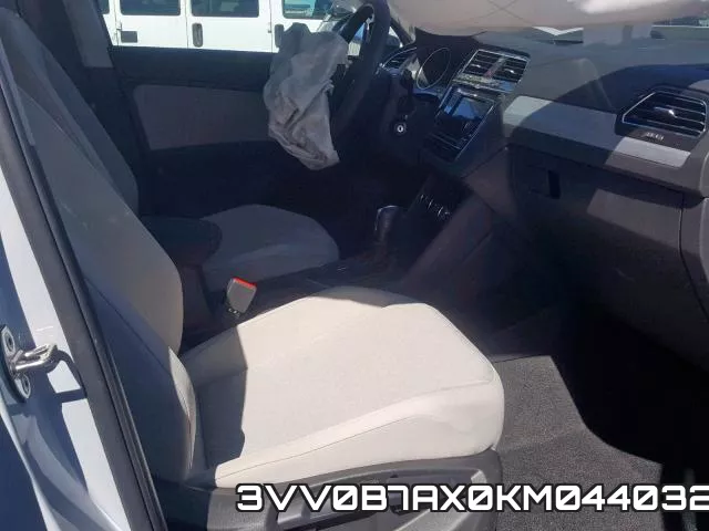 3VV0B7AX0KM044032_5.webp