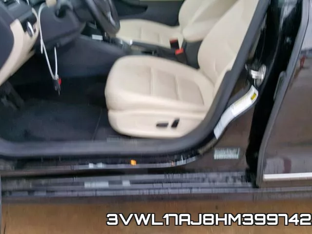 3VWL17AJ8HM399742_5.webp