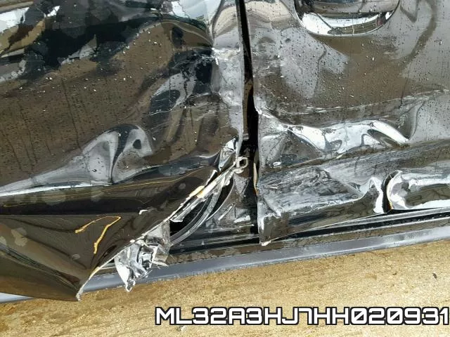 ML32A3HJ7HH020931_9.webp