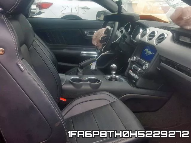 1FA6P8TH0H5229272_5.webp