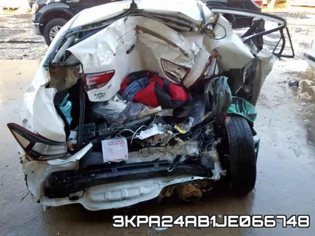 3KPA24AB1JE066748_9.webp